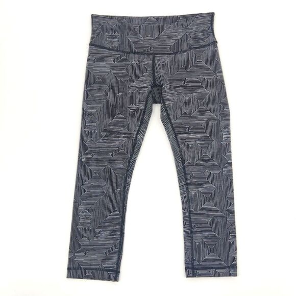 Lululemon Wunder Under Crop Leggings Women's Size 6 Black White Geometric Print - Picture 1 of 11